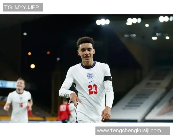 穆西亚拉今日恢复训练 计划12月复出为目标